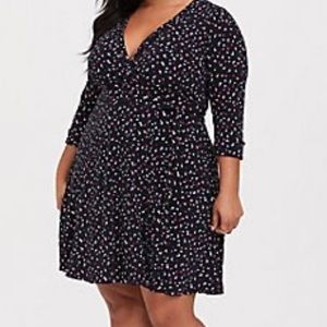 Black polka dot Torrid Studio Knit wrap sz 1